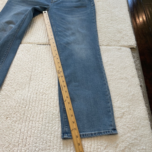 Hudson Los Angeles Jeans Women's Size 12 Blue Straight Leg Medium Wash - Picture 12 of 14